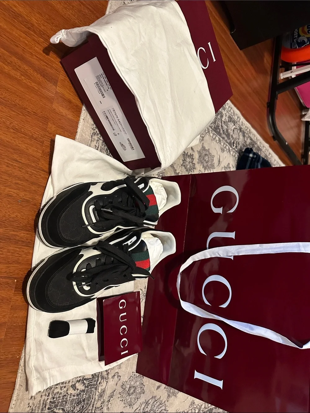 Gucci Black, White and Green-Red Web Low-Top Sneakers